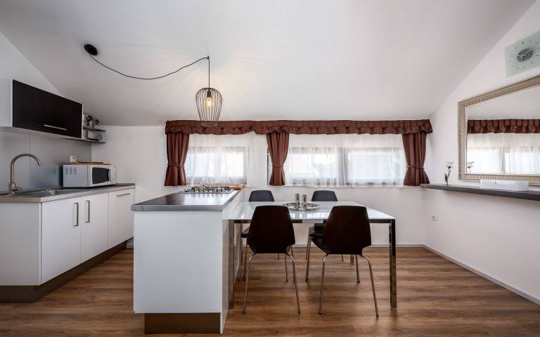 Rental apartment with terrace — photo 3