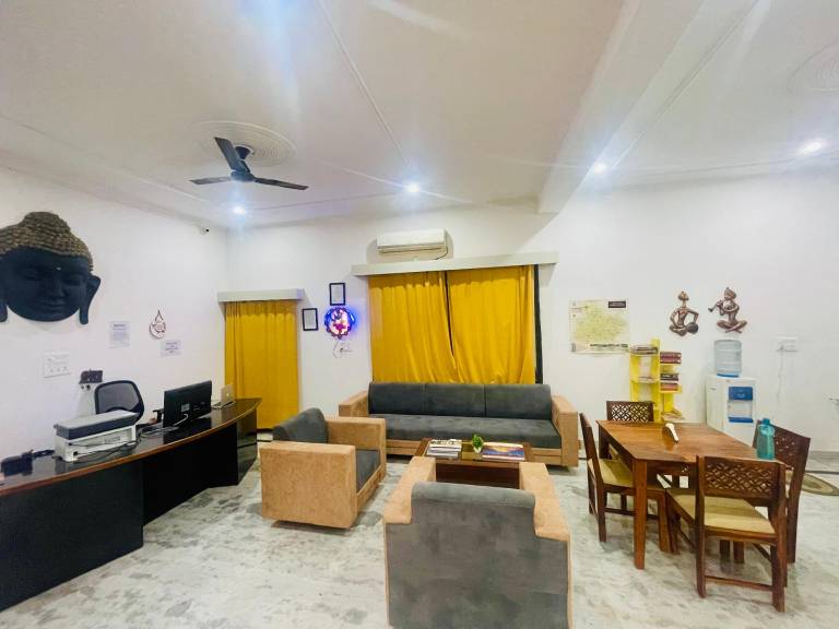 La Curcuma Luxury Homestay, Khajuraho — photo 4