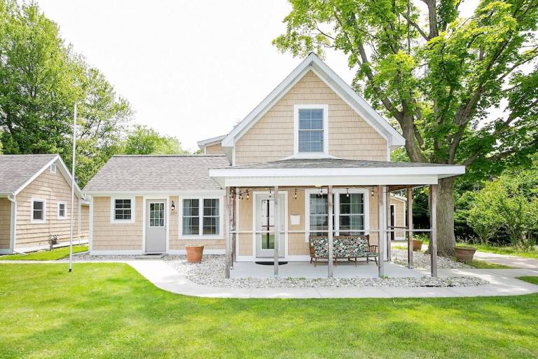 Cottage Douglas