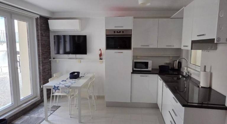 Holiday apartment with 2 rooms for 4 persons — photo 5