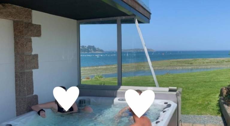 Villa l'hermine Vue mer exceptionnelle, prestation luxe contemporaine avec cinema et spa, borne voit — photo 4