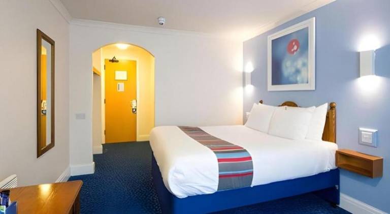 Travelodge Birmingham Sheldon — photo 5