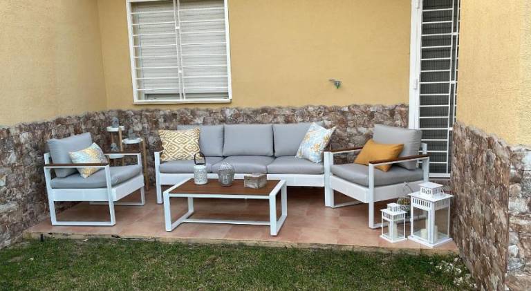 Luminoso y tranquilo apartamento con jardin en campo de Golf Valle del Este in Vera