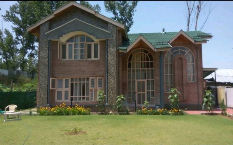 House Mustafabad