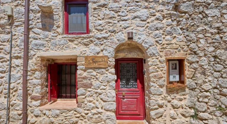 Vacation home with 2 rooms for 5 persons in Chios
