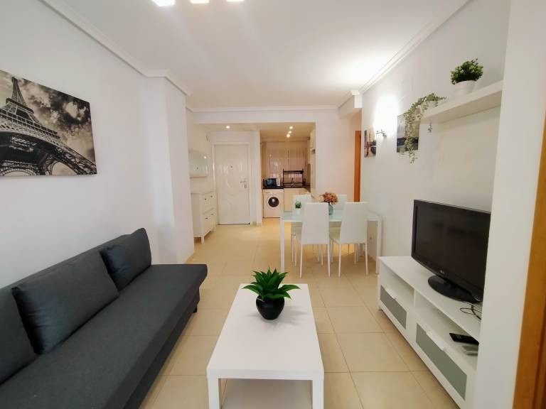 Apartment with patio & pool | Sea view — photo 3