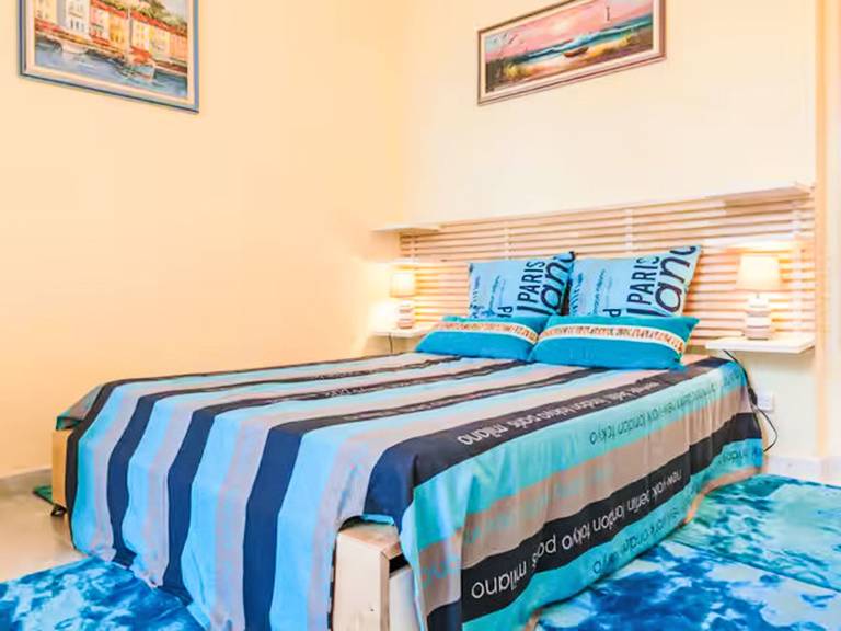 Rental apartment with terrace & garden | Sea view — photo 3