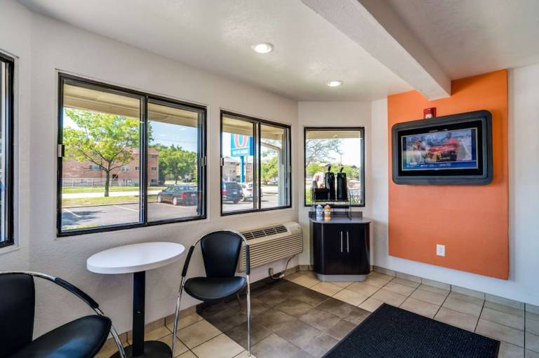 Motel 6 Schiller Park IL Chicago O Hare