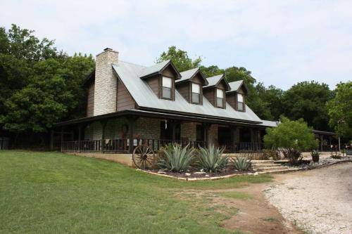 Bed and breakfast  Bandera