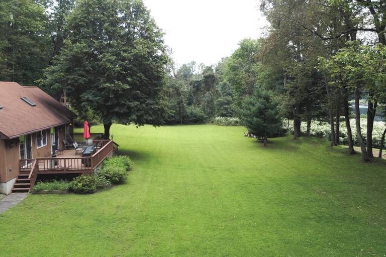 House  Milanville