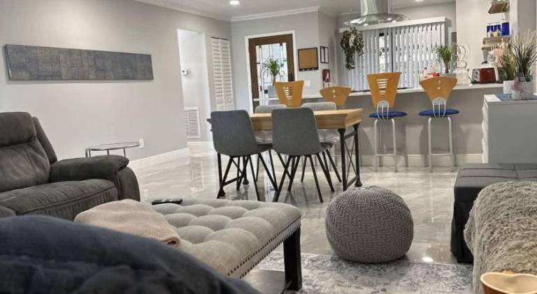 125 m&sup2; Villa