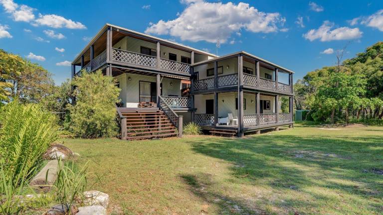 House Rainbow Beach
