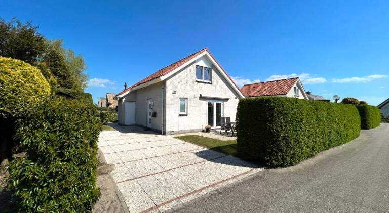 House with 3 rooms for 6 persons in Noordwijk