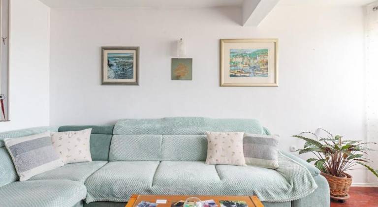 Cozy apartment near the beach and Split center in Split