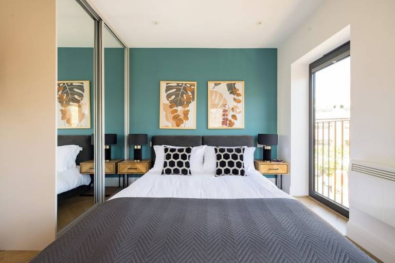 Apartment  Woking
