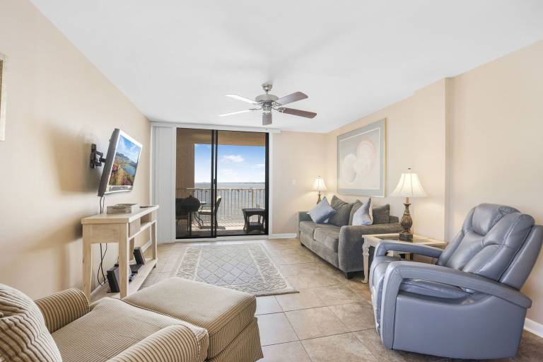 Compass Point 201 Pet-friendly for fee Boat ramp in Al