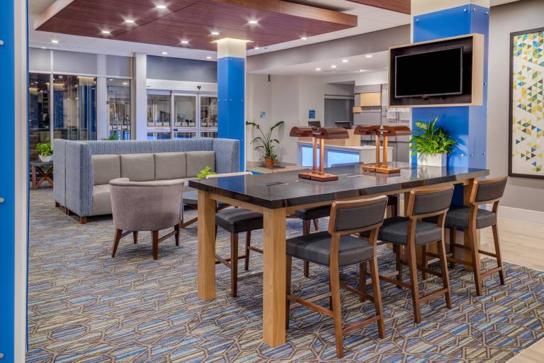Holiday Inn Express & Suites Rice Lake By IHG — photo 3