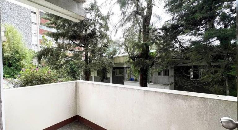 The CloudPod Baguio 3BR with Balcony at Mines View — photo 5