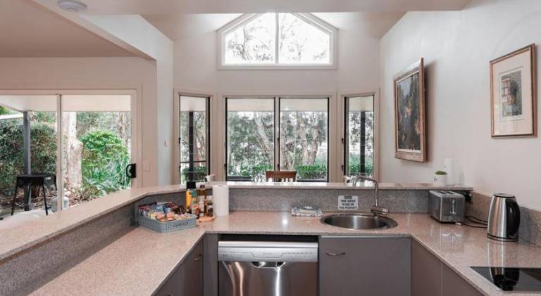 Lake Russell Lakeside Retreat