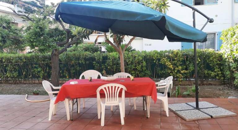 Charming vacation home with garden & terrace | Close to the beach | Pets allowed — photo 4
