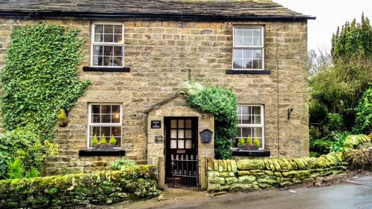 Cottage with garden in Harrogate