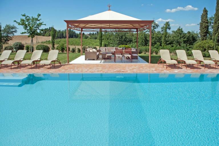 Villa with BBQ & private pool — photo 4