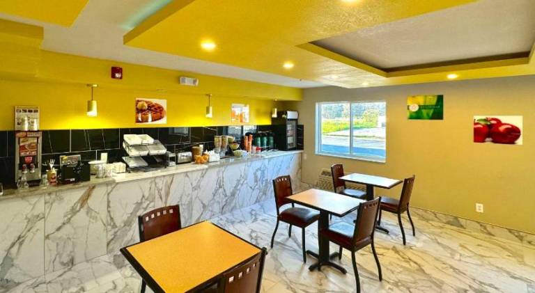 Quality Inn & Suites Willows — photo 5