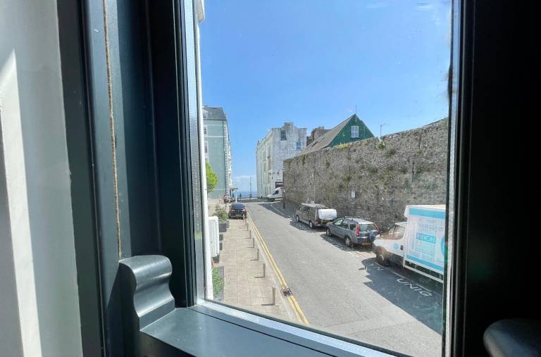 Vacation home with 3 rooms for 5 persons in Tenby