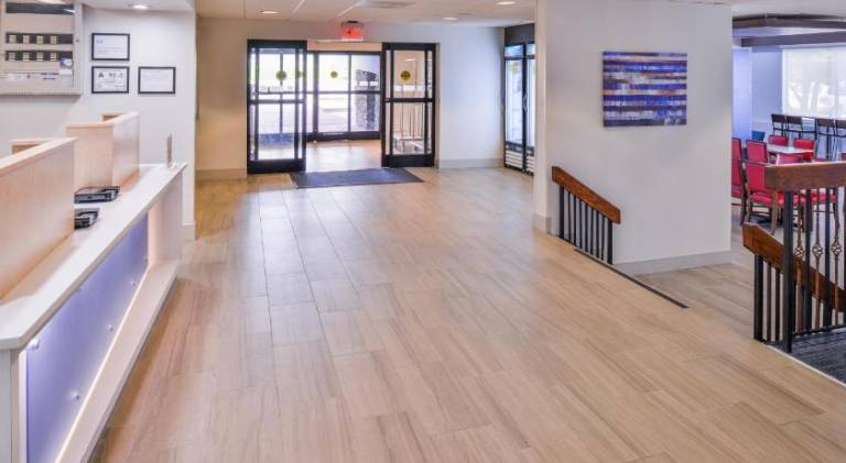 Holiday Inn Express Burlington By IHG — photo 3