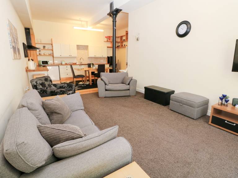 Cottage with 2 rooms for 4 persons — photo 5
