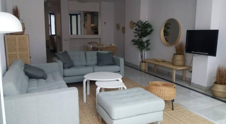 Rental apartment with pool — photo 2