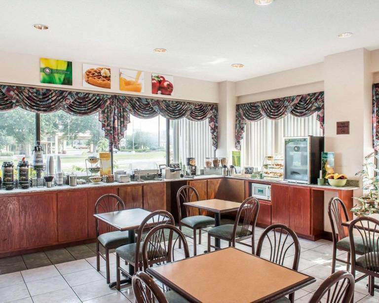 Quality Inn Marianna South — photo 5