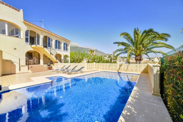 Villa with private pool, terrace & garden — photo 2