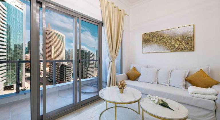 Luxury 1 Bedroom Full Marina View, Sleeps 6, 1 Min to Metro — photo 2