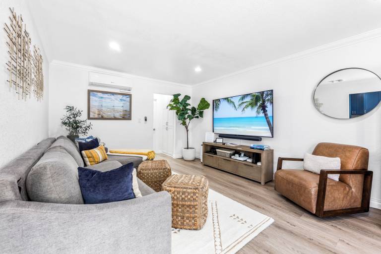 Condo Huntington Beach