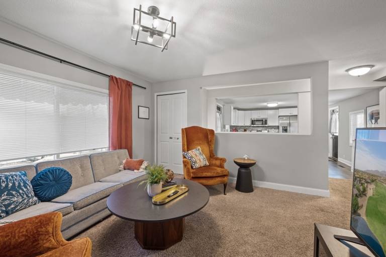 3BR free parking free Wi Fi near dntown St Paul