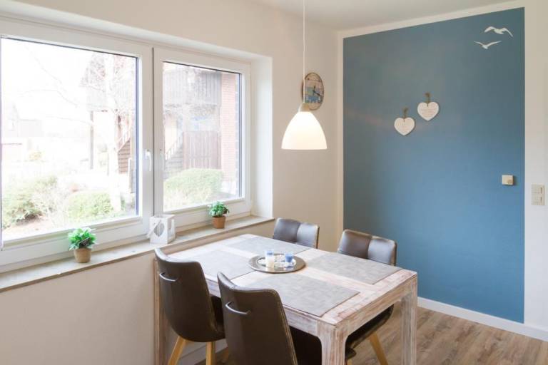 Lovely holiday apartment with garden, patio & barbeque | Pets allowed — photo 3