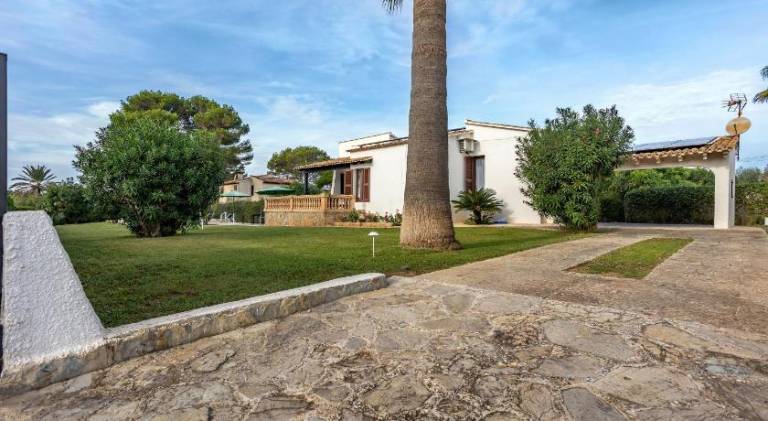 Beautiful villa with pool | Next to the beach | Pets are welcome — photo 5