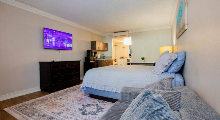 Pleasant apartment | Pet-friendly in Charlotte, NC