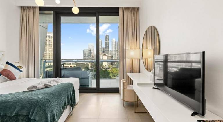 Fully equipped lovely apartment with pool | Near Burj Khalifa | Pet-friendly — photo 2