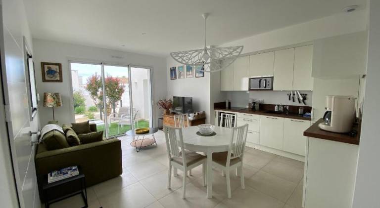 Vacation home with 2 rooms for 4 persons in Saint-Gilles-Croix-de-Vie