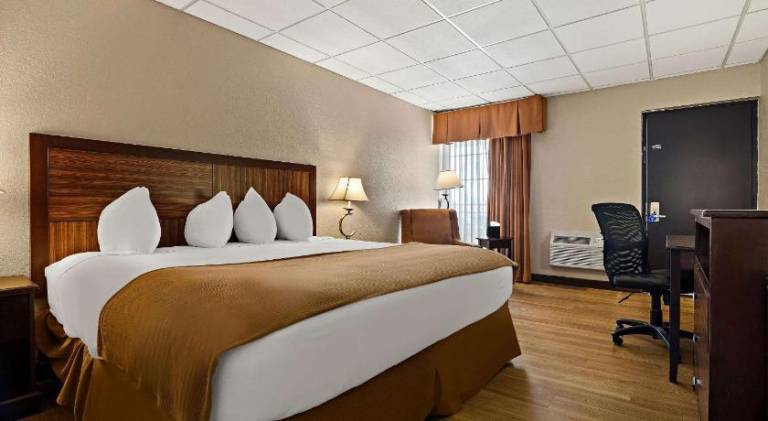 Rodeway Inn McPherson East — photo 2