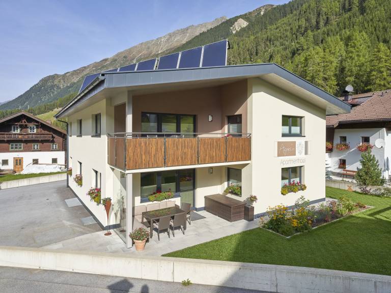 Ferienwohnung mit Hund in Gries, Längenfeld für max. 3 Gäste