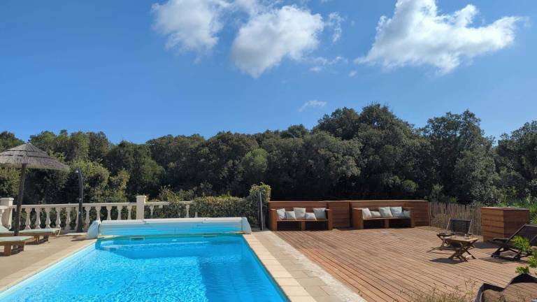 Villa  Bonifacio