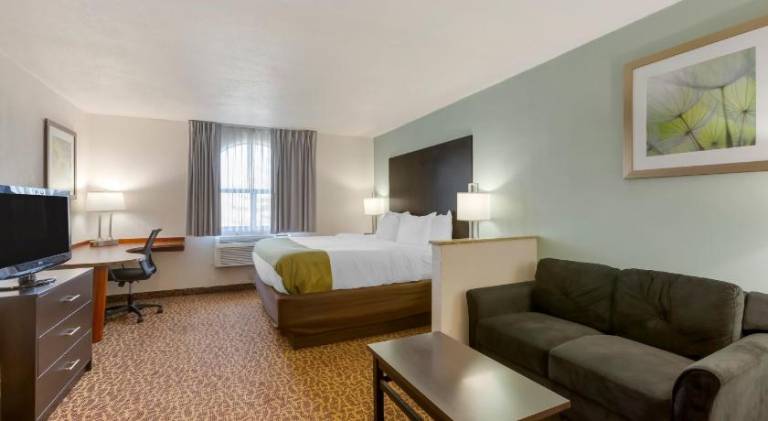 Quality Inn Alexis Rd — photo 2