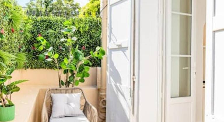 Holiday apartment with terrace & yard | Next to Sacré-Cœur | Pets are welcome — photo 5