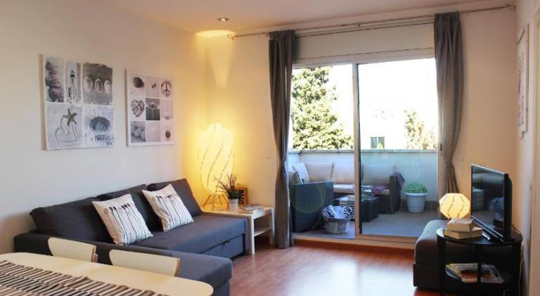 Apartment | Next to the beach | Pets are welcome — photo 2