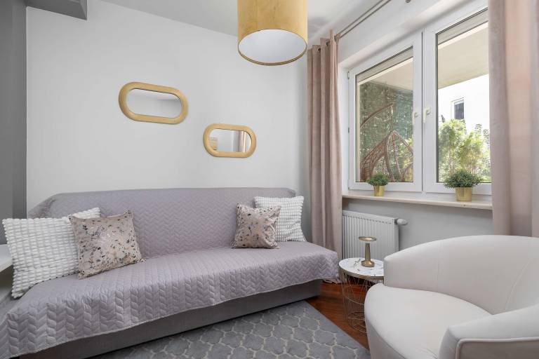 Marczy skiego 3 Krak w Grey and Pink Apartment with Parking Desk Terrace and Bathtub — photo 4