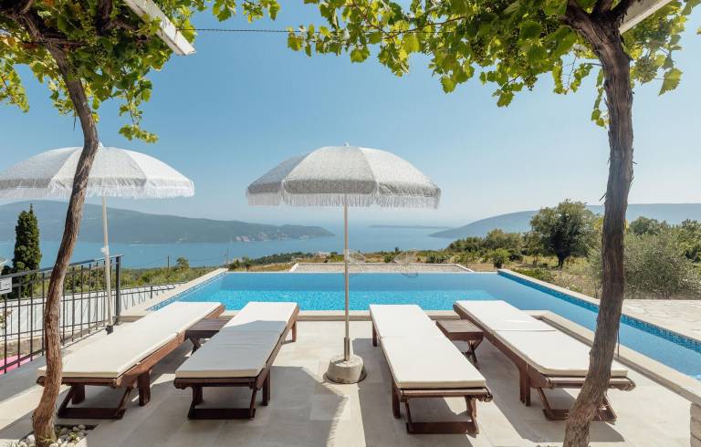 House  Herceg Novi