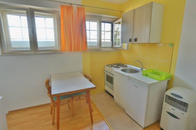 Charming rental apartment with patio | Next to Diocletian's Palace | Pets are welcome — photo 5